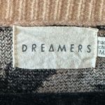 Dreamers  top Photo 1
