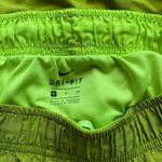 Nike  Dri-FIT Tempo Running Shorts Women’s Small Neon Green Lightweight Activewea Photo 2