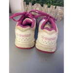 K-Swiss Womens Tennis Shoes Pink White Low Top Lace Up Athletic Size 5 Photo 2