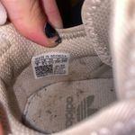 Adidas Women’s Shoes Photo 2