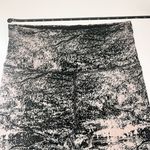 Athleta Printed Elation Glades 7/8 Tight Size Small Photo 4