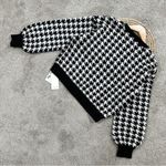 NWT Commense Women’s Velvet Photo 7