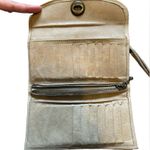 Roots  Canada beige leather trifold wristlet wallet Photo 3