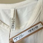 SKIMS  cotton jersey high neck tank‎ in size M marble white Photo 3