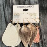 Elegant White and Gold Fashion Earrings Set Photo 0