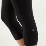 Lululemon Race With Grace Crop Black/Mini Hyper Stripe Blue Leggings Size 4 Photo 4