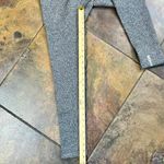 ECHT  Arise Gray Essential Stretch Leggings Photo 3