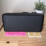 Michael Kors Purse Photo 5