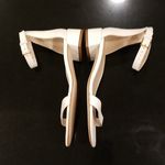 Stuart Weitzman 💕💕 Low Block Heel Leather Sandals White 8.5 Comfortable All Day Photo 6