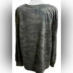 Jane and Delancey  large camo super soft long sleeve top Photo 3