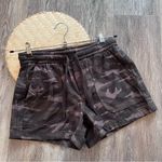 Athleta  farallon short in gray camo print‎ women’s size 4 Photo 1