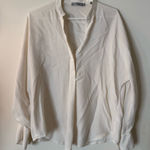 Vince  Cream Textured Blouse 100% Silk Photo 0