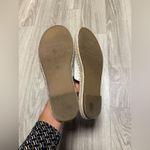 J. McLaughlin  White scalloped sandals size 10 Photo 2