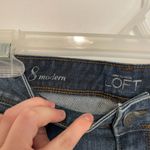 Loft ANN TAYLOR Modern Crop Medium Wash Faded Cropped Ankle Jeans or Jean Capris Photo 4