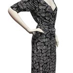 Daisy Fuentes  True Wrap Dress Size M Black White Ties Waist Elbow Sleeves V-Neck Photo 3