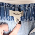 Madewell Denim Pul-On Paperbag Shorts in Bunten Wash size 26 Photo 5