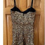Dress the Population Gold Raina
Sleeveless Sequin Mini Dress sz XL 269$
(New) Photo 4
