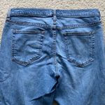 Gap Slim Crop light wash jeans Women’s size 32 Photo 4