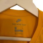 Nike The  tee Idaho athletic yellow short sleeve shirt small Photo 3