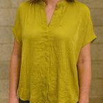 Maison D'Amelie Paris Lime Green Faux Silk Short Sleeve Top L Large Lightweight Photo 0