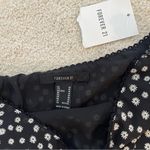 Forever 21 NWT  Ditsy Floral Print Mini Skirt A-Line Black/White Size Medium Photo 3