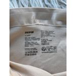 SKIMS  Seamless Sculpt Mid Thigh Short Sand Size XL Photo 9