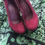 Alice + Olivia  burgundy suede heels size 37.5 or 7.5. Like new condition Photo 3