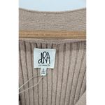 dRa Los Angeles Womens Small Beige V Photo 1