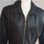 Wilson’s Women's Black Leather Jacket Sz medium Photo 2