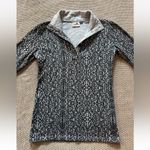 KAVU Lopez Mock Buttonā Neck Pullover Shirt Top Thumb Holes Sz Xsmall Photo 1