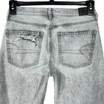 American Eagle SZ 4 ‘90s Straight Jeans Distresed Rip Mid-Rise Zip-Fly Gray Wash Photo 5