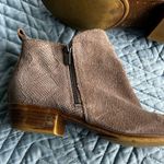Lucky Brand Basel Tan Ankle Booties size 5M Photo 2