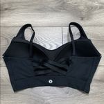 Victoria's Secret  Allegro Lined Medium Impact Strappy Back Sports Bra Size 34DD Photo 3