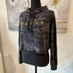 Muscle Camo Cropped Hoodie | S | Raw Hem Photo 1
