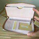 Michael Kors Wallet Photo 5
