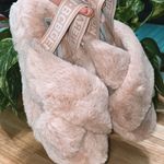 BCBGMAXAZRIA generation Pink Fuzzy Slippers Photo 0