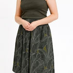 East 5th  Black and Green Skirt Size 8 Photo 0
