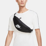 Nike EUC Heritage Waistpack (3L) Black Fannypack Belt Bag Photo 0