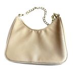 White Fox Boutique  Chain Strap Nylon Shoulder Bag Tan‎ Gold Trendy Going Out Photo 4