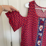 st. john's bay EUC | St. John’s Bay women’s patterned shoulder cutout blouse —‎ large Photo 1
