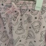 Grinch Pajamas Set Photo 4