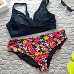 Time & Tru Nwt Women's swimsuit 1X Top Plunge Rich Black bottom’s XL floral Photo 0