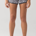 Lululemon Speed Short (2 1/2") Ice Breaker White Black / Black Photo 0