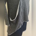 KIM & CAMI Gray Shark Bite Asymmetrical Hem kangaroo pocket..Sweatshirt Sz S Photo 2