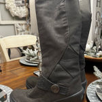 Bzees Women’s  Euphoria Brown Knee High Zip Boots size 7 Photo 0