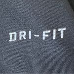 Nike Dri-Fit Size Medium Black Capri Leggings Photo 4