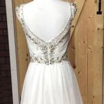 White Pageant / Prom Dress Size 6 Photo 1