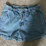 American Eagle America Eagle Mom Short Photo 0