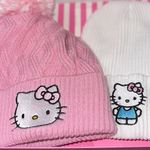 Hello Kitty NIB NWT  Pink and White Two PCS Beanie Set Pom Pom Cozy Photo 4