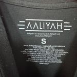Aaliyah portrait T-shirt size small Photo 3